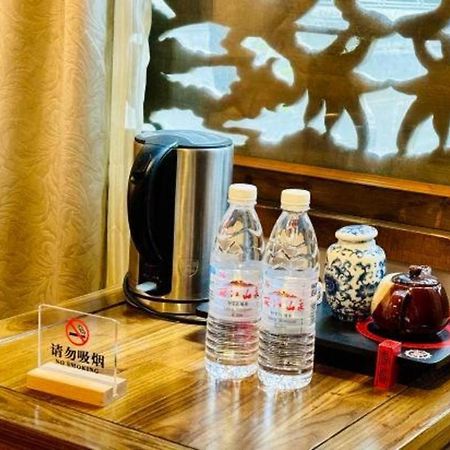 Lijiang Baisha Holiday Resort エクステリア 写真