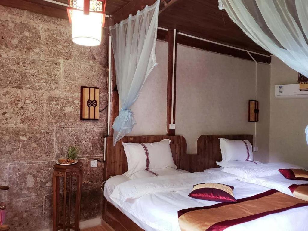 Lijiang Baisha Holiday Resort エクステリア 写真