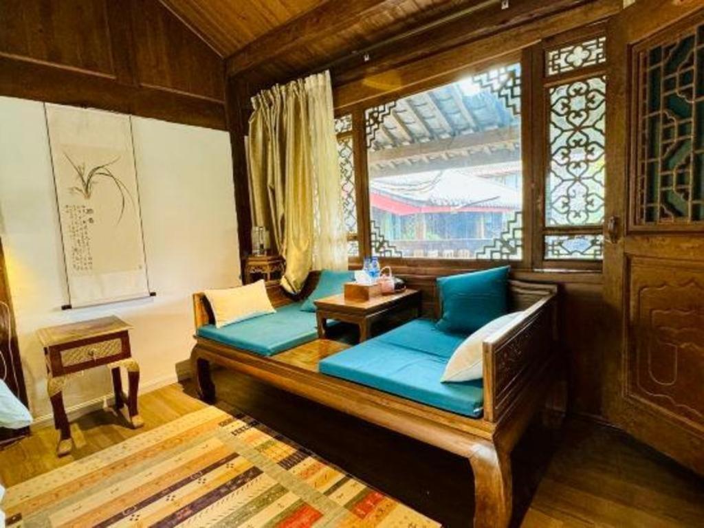 Lijiang Baisha Holiday Resort エクステリア 写真