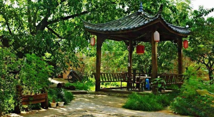 Lijiang Baisha Holiday Resort エクステリア 写真