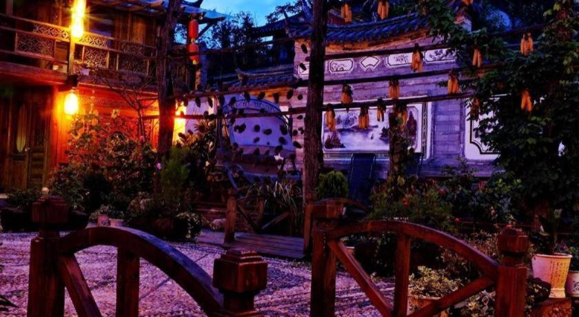 Lijiang Baisha Holiday Resort エクステリア 写真