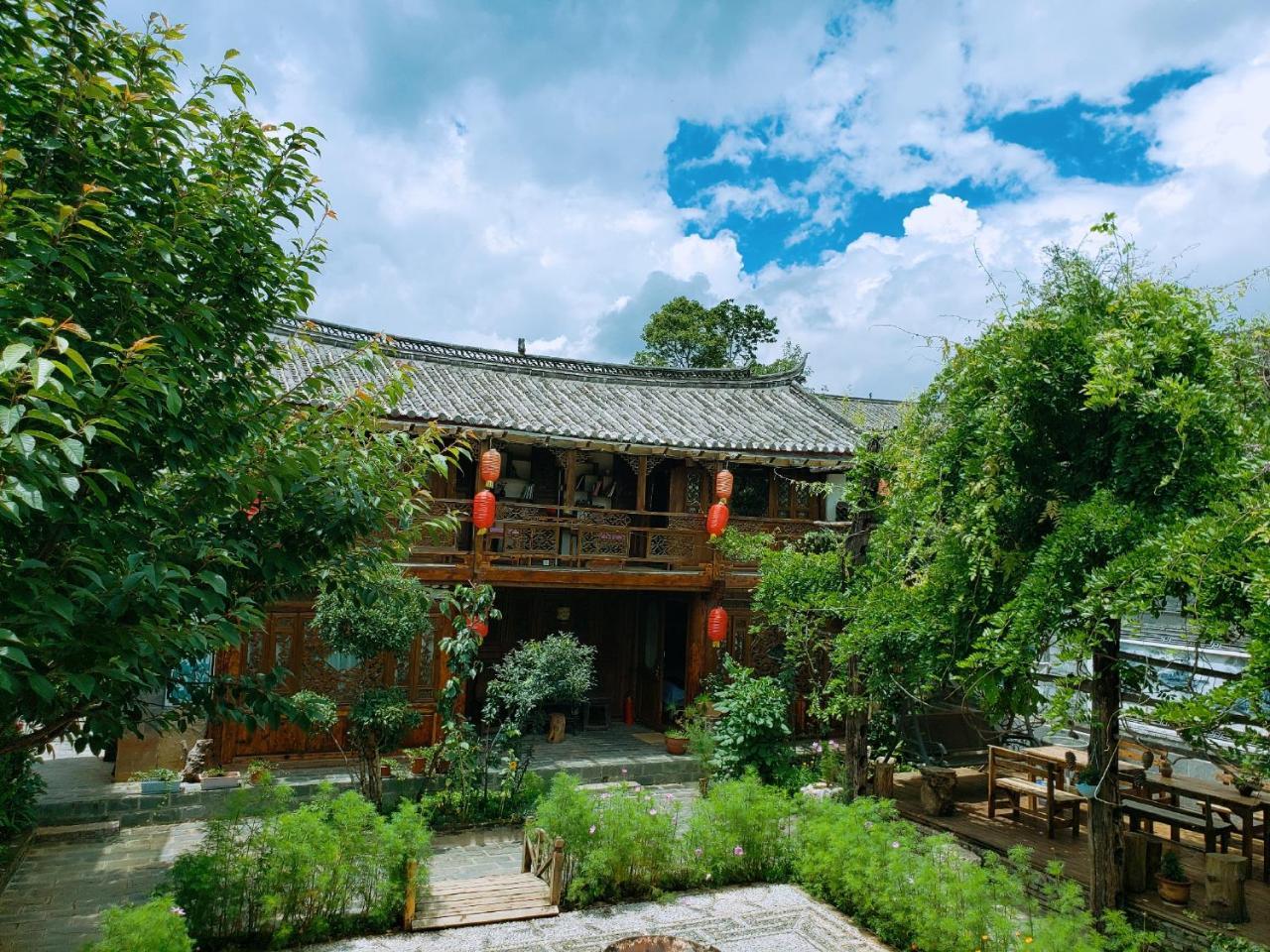 Lijiang Baisha Holiday Resort エクステリア 写真